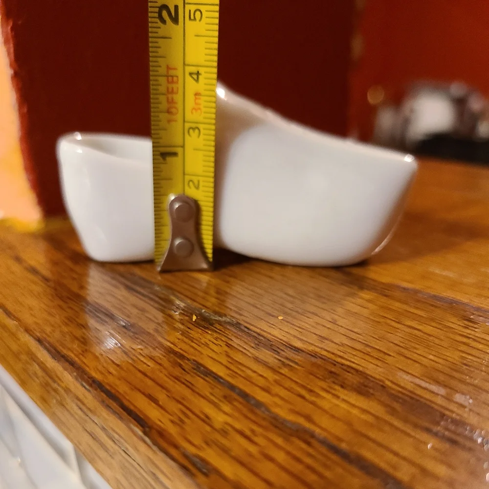 Chesteato China Mini Shoe - Picture 5 of 7